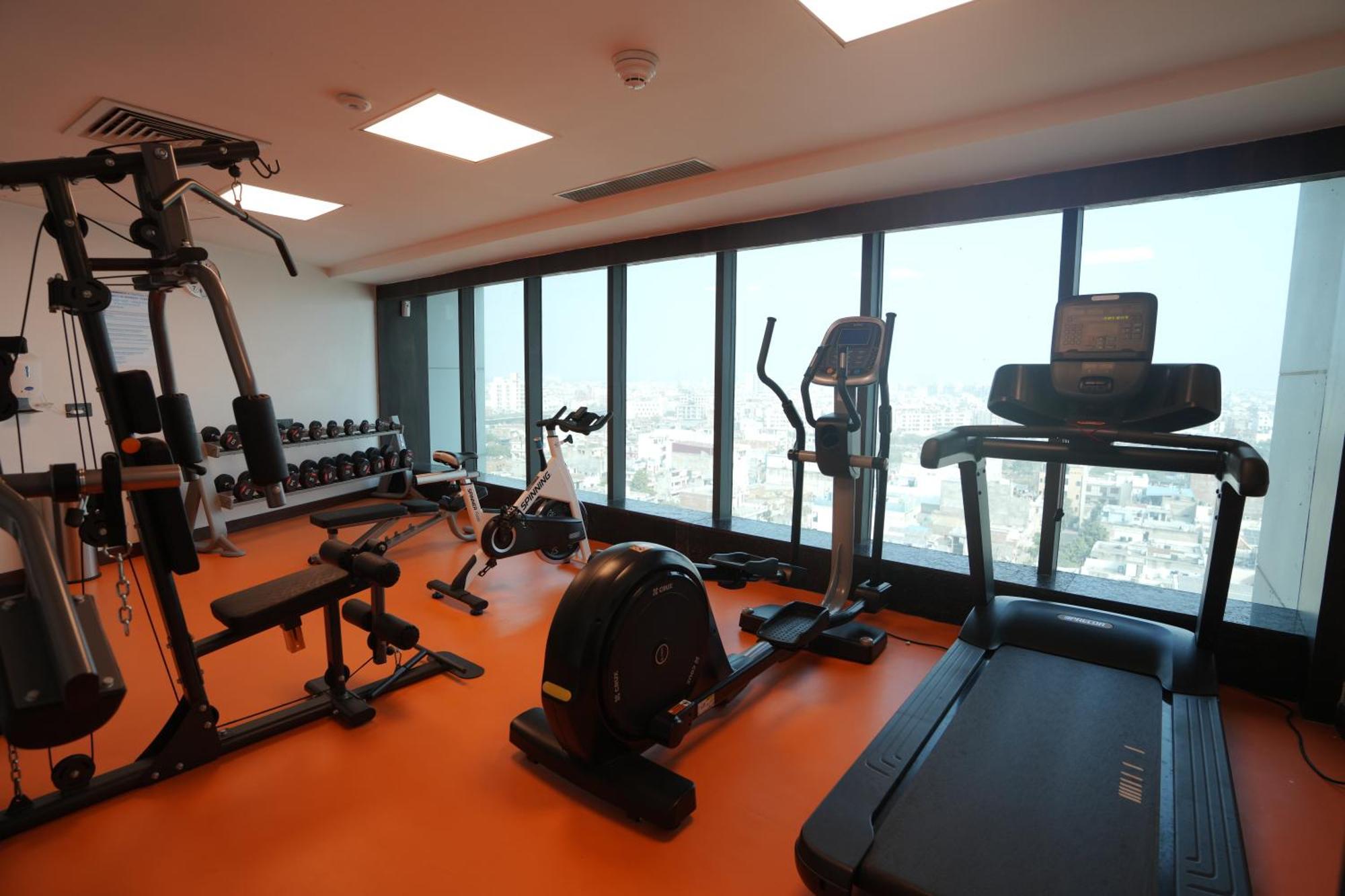 Holiday Inn Express & Suites Jaipur Gopalpura Exterior photo