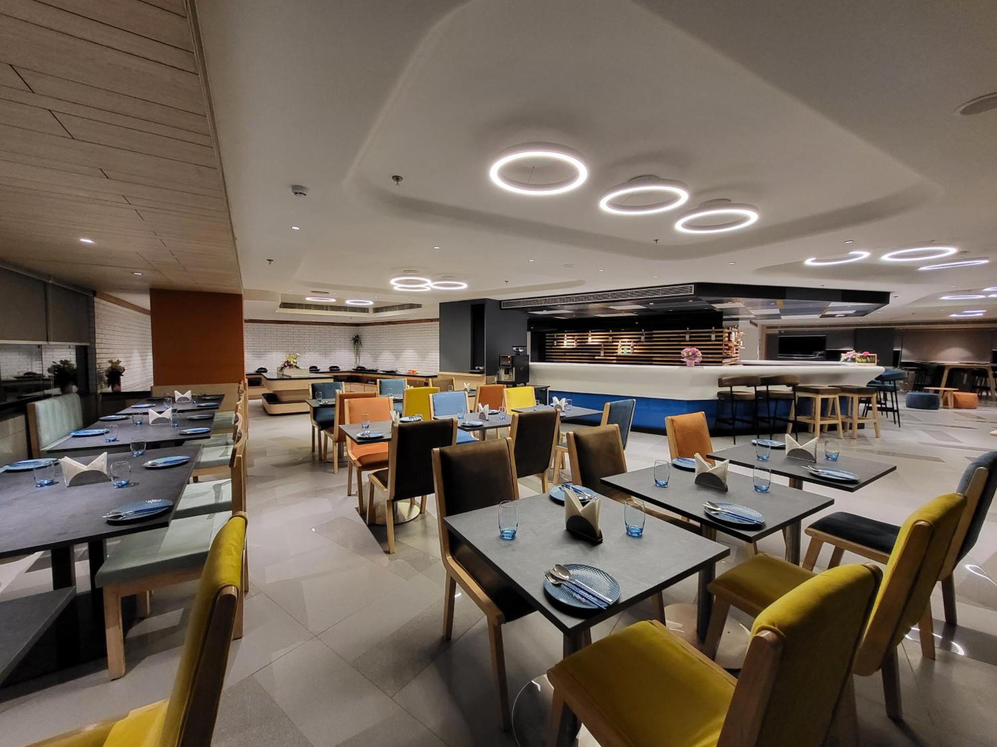 Holiday Inn Express & Suites Jaipur Gopalpura Exterior photo